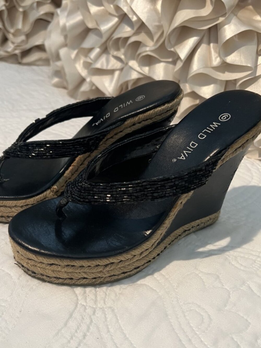 WILD DIVA Espadrille Wedges